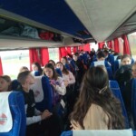 Gyerekek a buszon